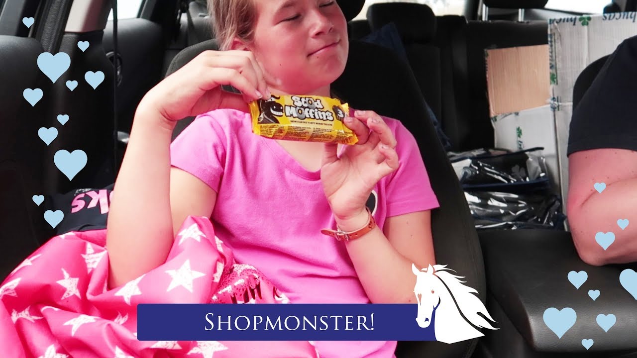 Tessa shopt de ruitersportzaken leeg * Hart voor Paarden *
