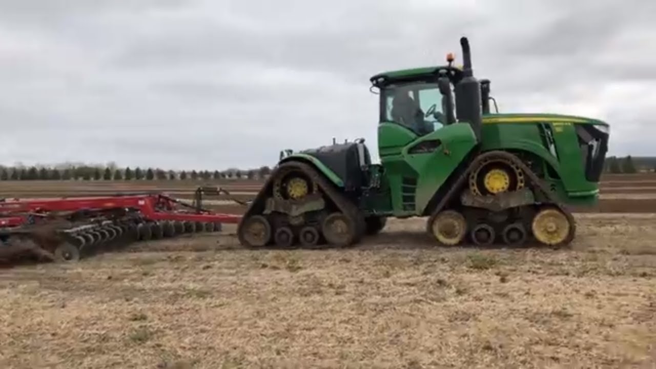 John Deere 9620RX & CaseIH 870 Ecolo-Tiger, 360 Bullet Points