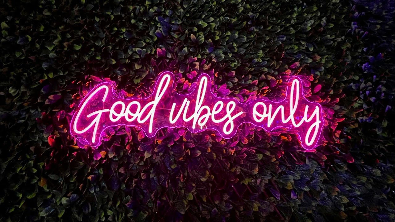 Good Vibes Only Neon Sign | 2 Hours Relaxing Aesthetic Ambience Screensaver (4K)