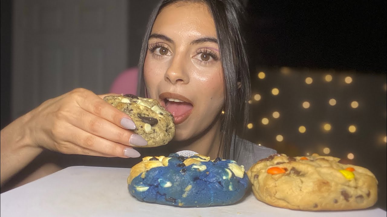 ASMR|| Gourmet Cookies Mukbang🍪 (cupped eating sounds)