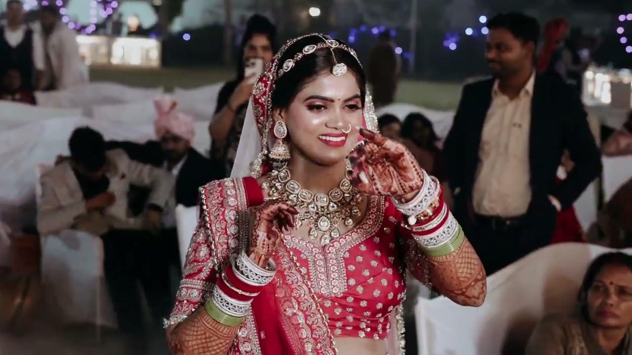 Piya Ghar Aavenge♥️  #myweddingday #surprisedance #dreamwedding #bride #youtube #love