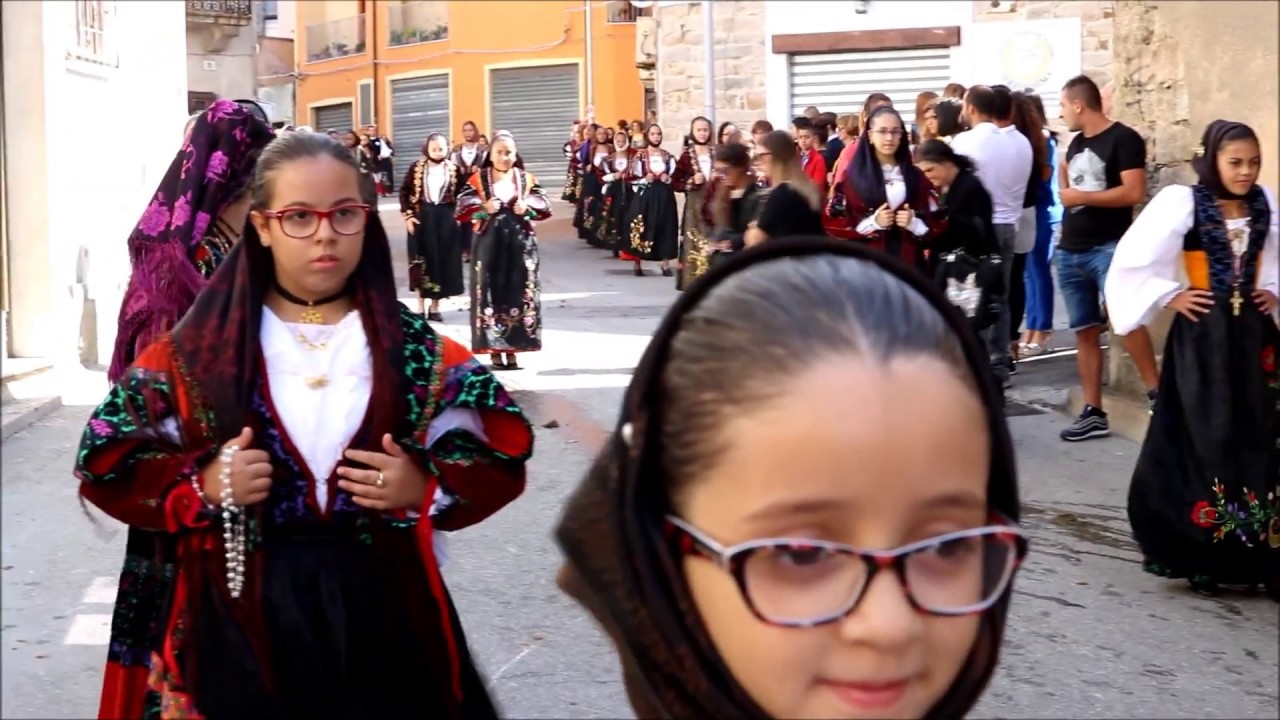 2 parte processione  b v c  orune   by  b  monni