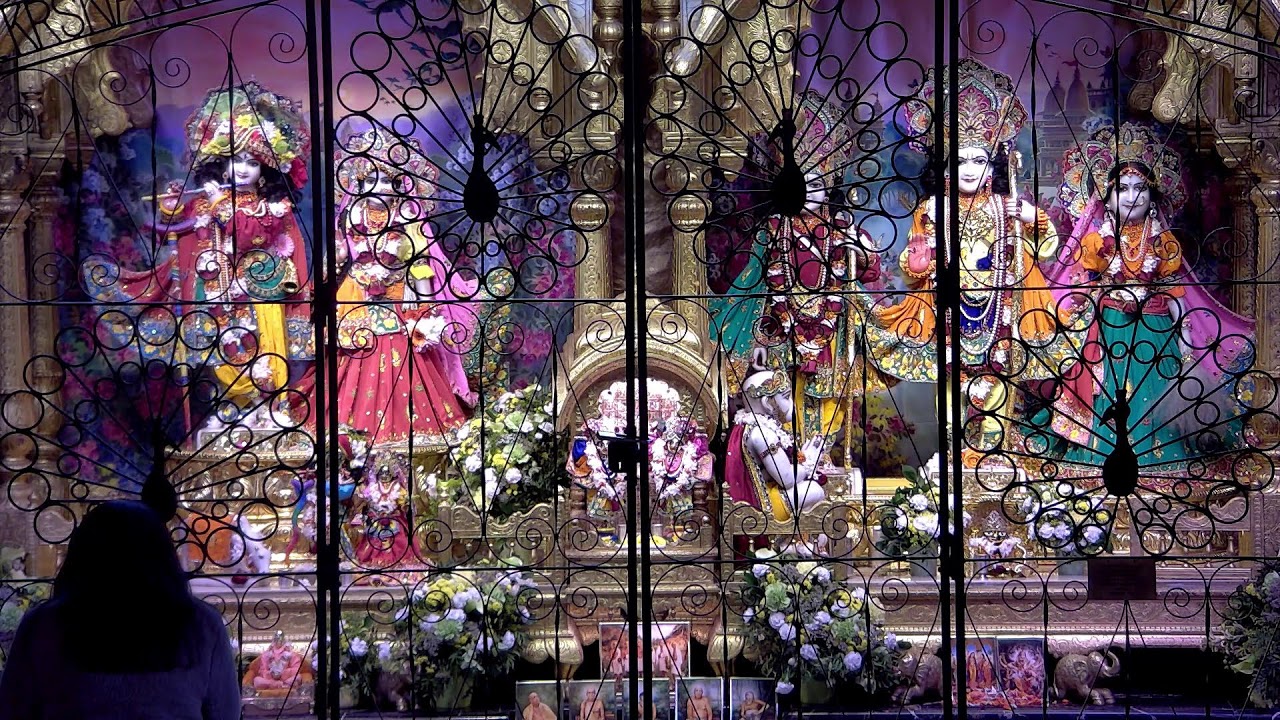 Bhaktivedanta Manor | Darshan
