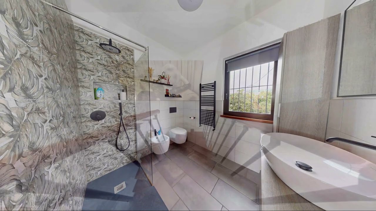 Appartamento in Vendita a Locate Varesino (CO)