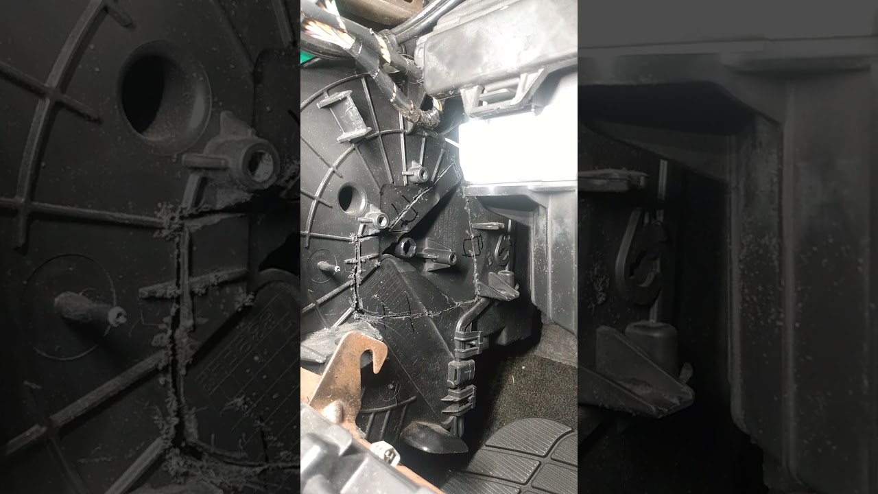 GMC Terrain/Chevy Equinox HVAC Blend door repair Part 1