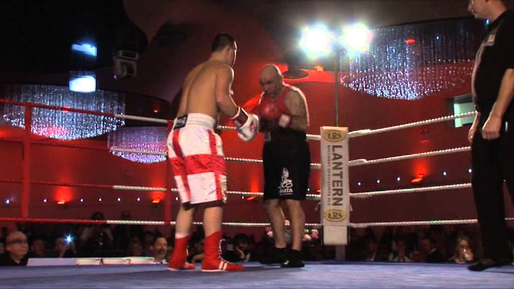 IBA Boxing - Danny Mardell Jnr v Mark Wilson- City Pavilion