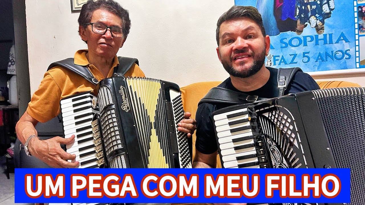 O sanfoneiro SIMÃO do ACORDEON rasgando o FOLE da SANFONA e bota QUENTE no DEDILHADO