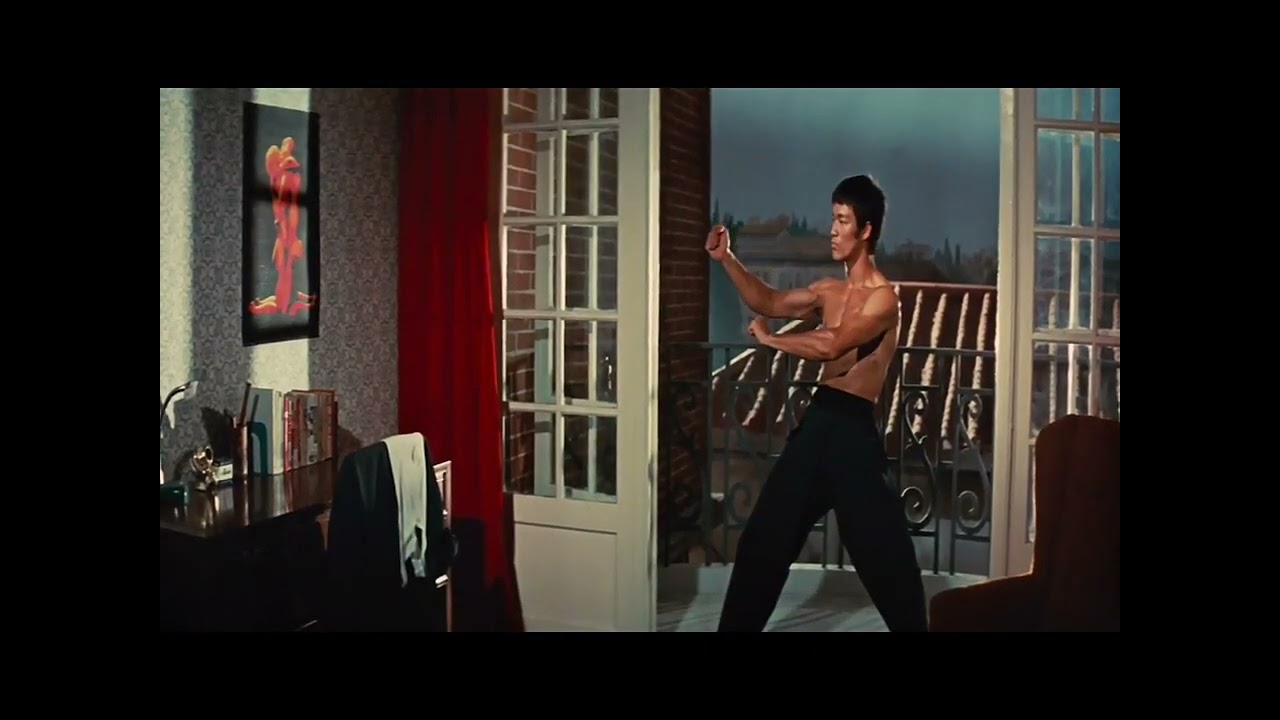 El Furor del Drag&oacute;n - Bruce Lee Entrenando - Espa&ntilde;ol