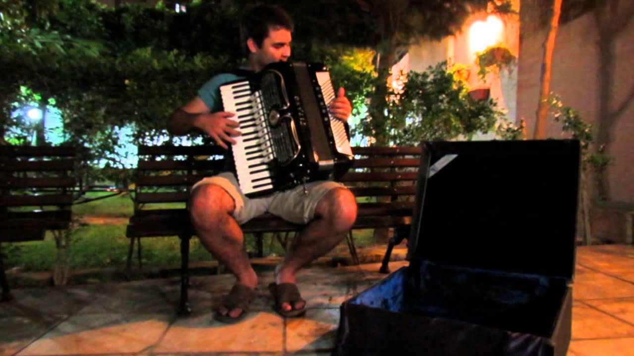 Marcio Diniz - Espumas ao Vento (sanfona e voz)