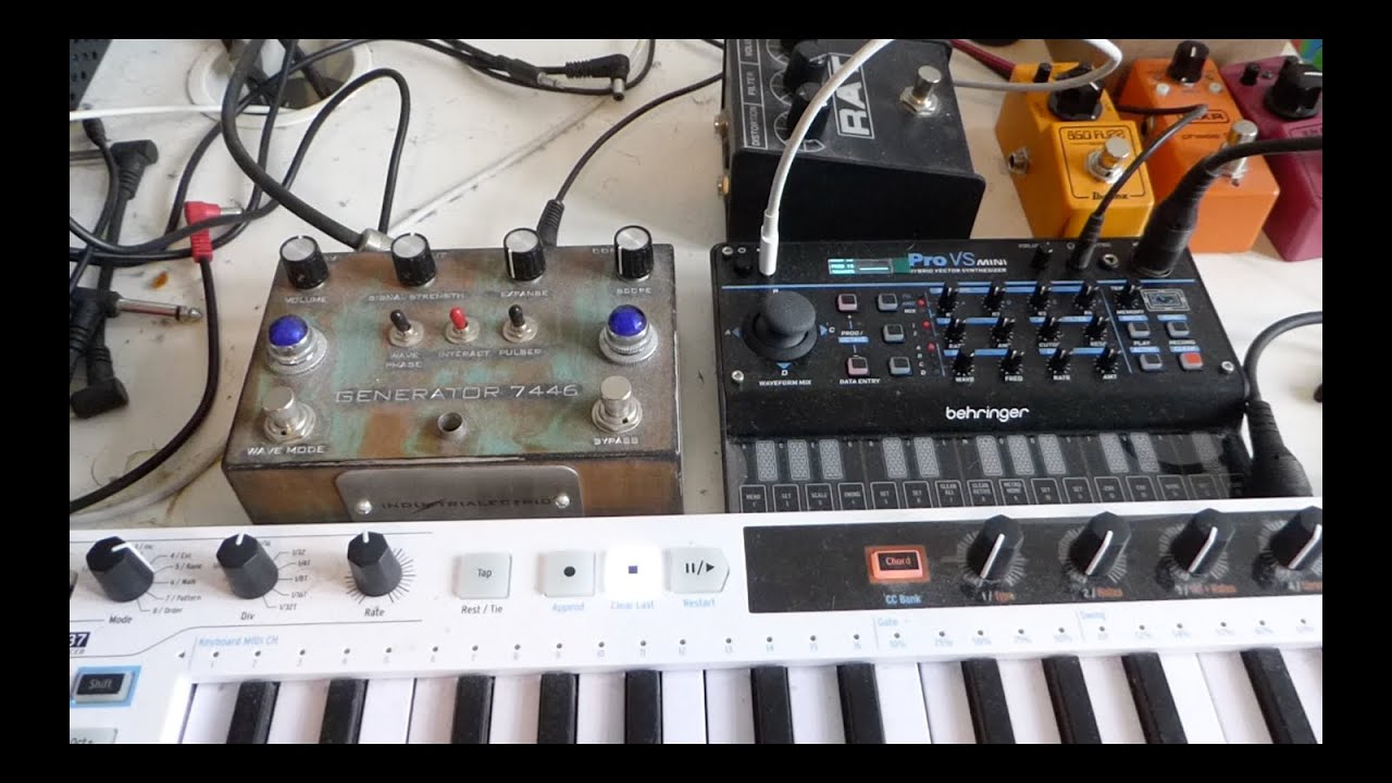 Behringer Pro VS Mini & Industrialectric Generator 7446