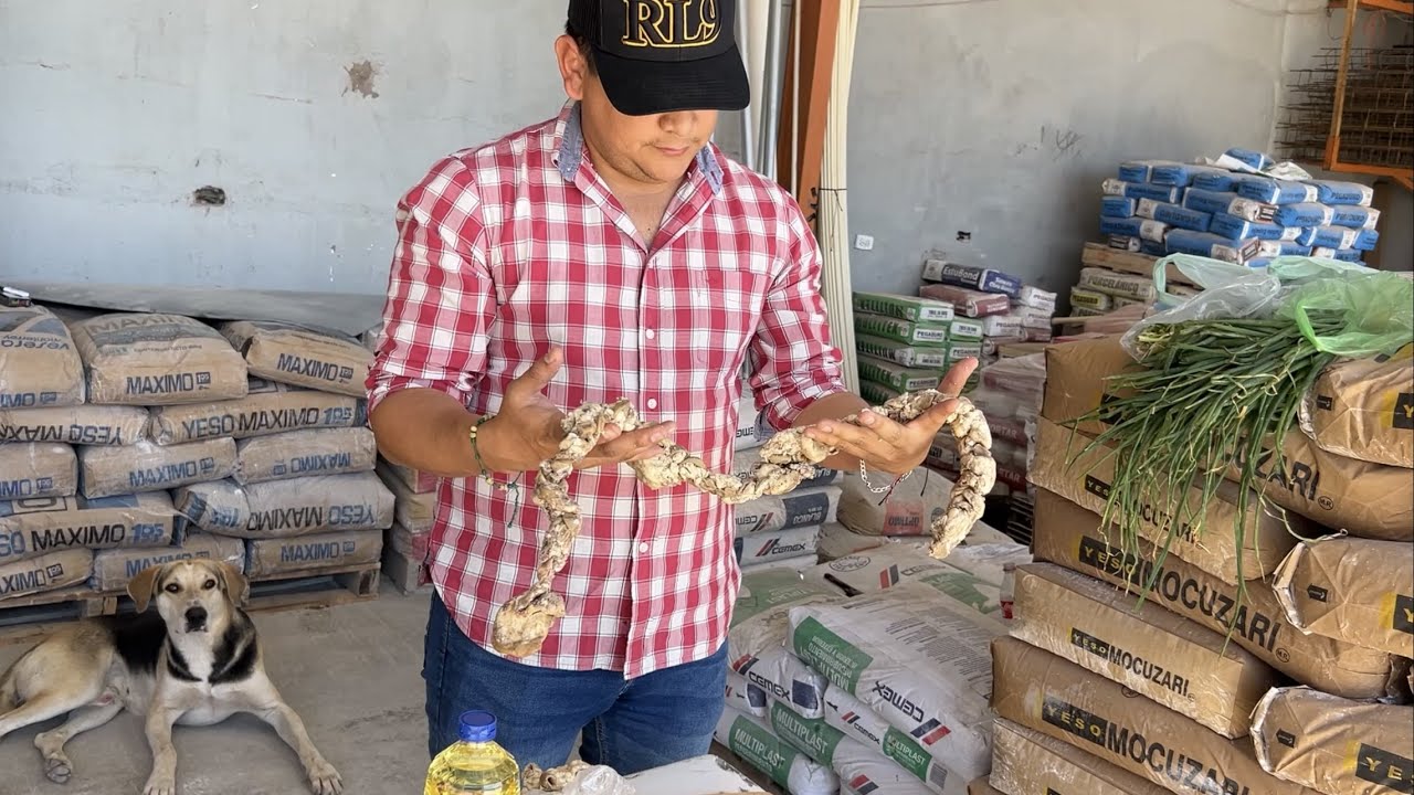 Tripita frita en los materaiales de Los Mochis