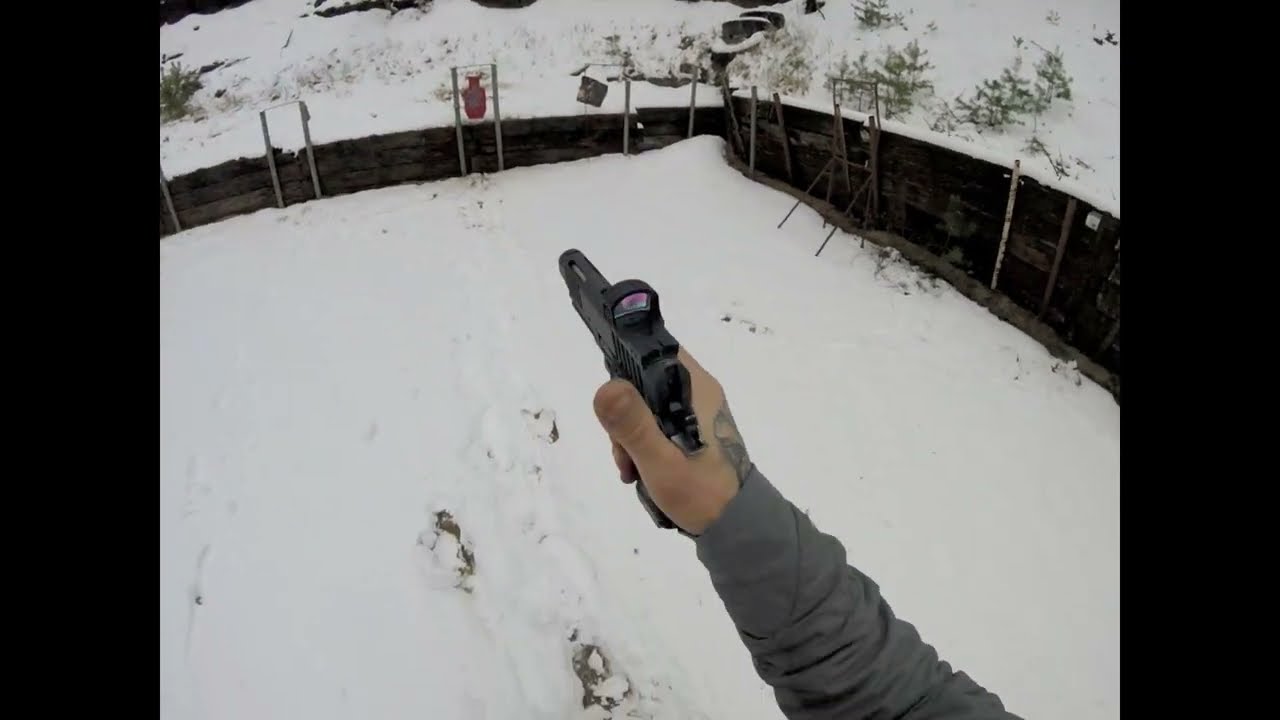 RED DOT IN SELF-DEFENSE?  Kolimator w samoobronie.