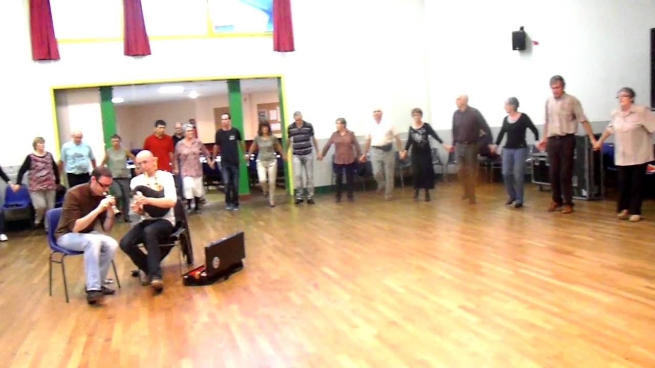 Feunteun Wenn Danse bretonne Plougastel Daoulas   Stage Plestin  12 novembre 2011