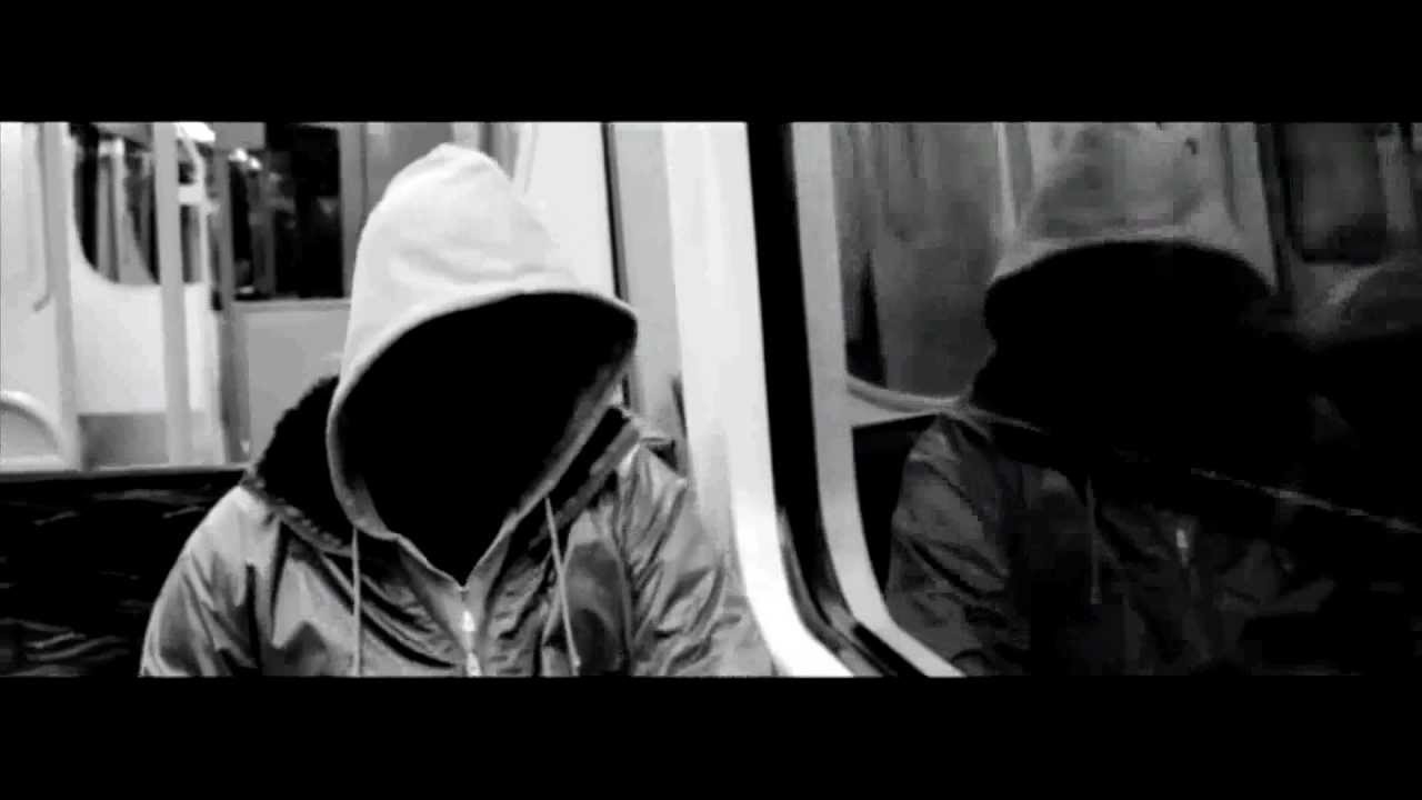 Fallon Mercedes - Dark Feelin'  (Intro)