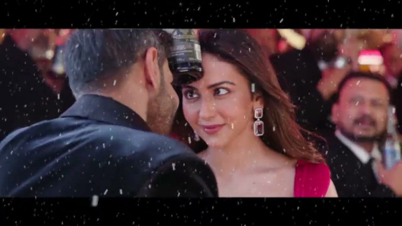 Joom braber joom braber joom joom joom sharabi angur ki beti ne sar par utha rahki hai #song