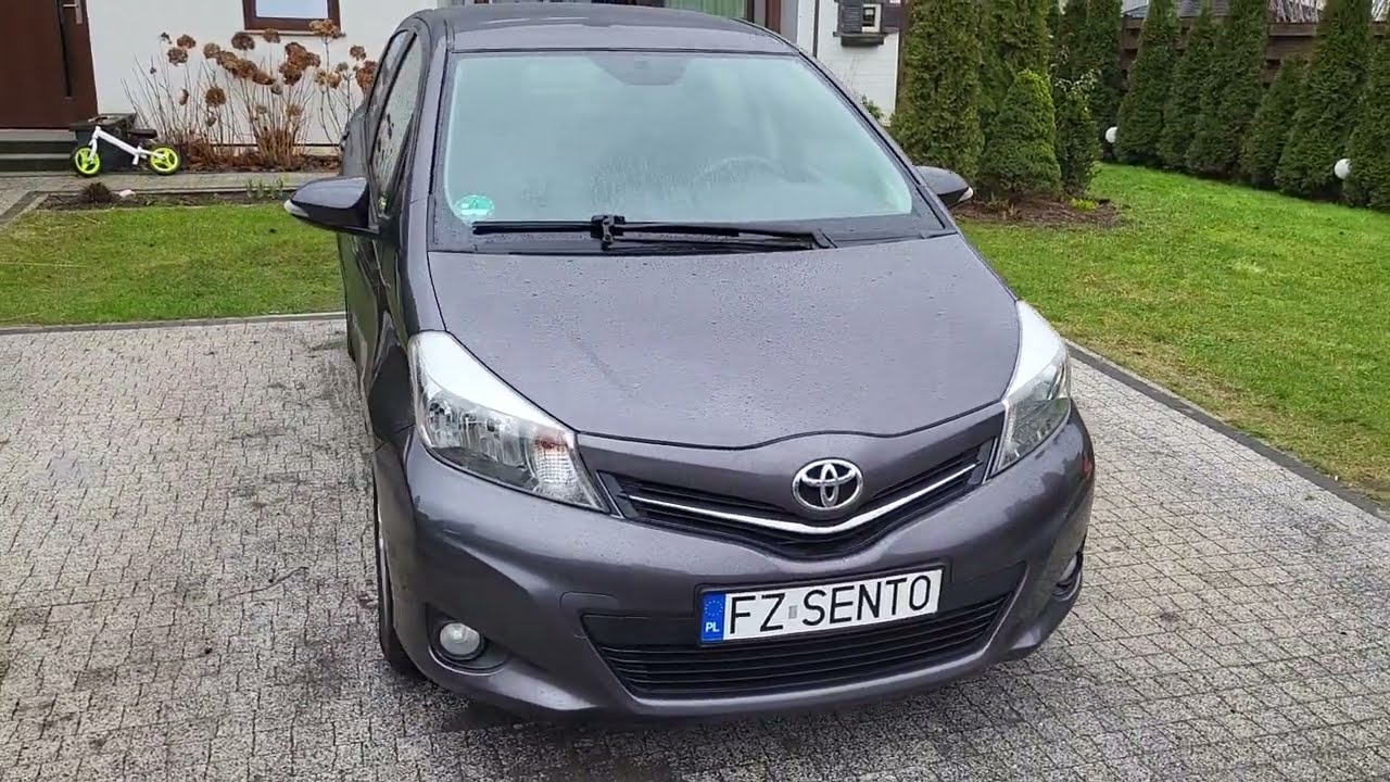Sento 142 Toyota Yaris 1.3 benzyna, automatyczna skrzynia bieg&oacute;w,  2012r.
