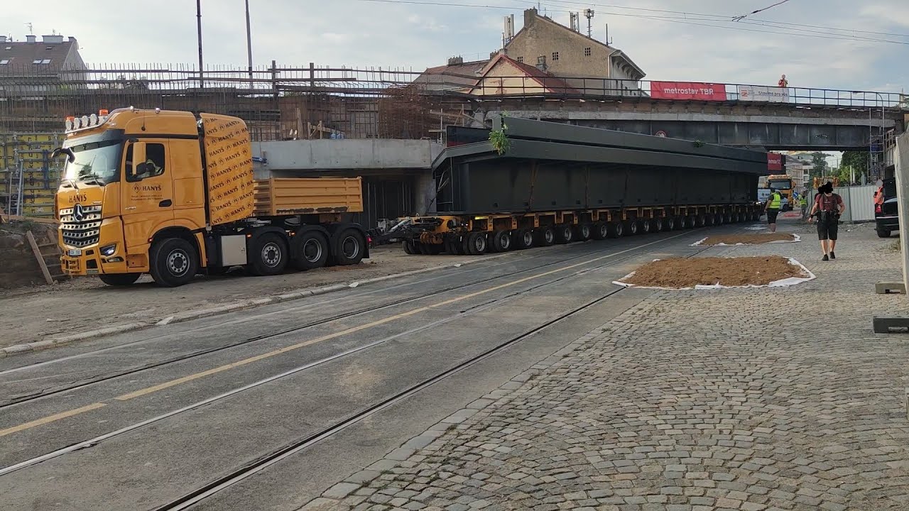 Přeprava mostní konstrukce - Nadměrný náklad / Oversize load / Schwertransport