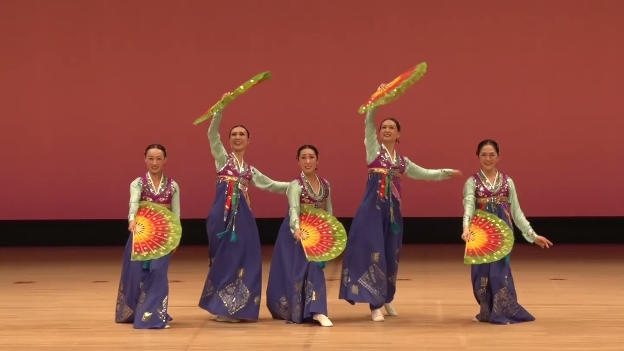 제14차무용경연대회 일반부문 중무 다조 금상 문예동도꾜지부 〈행복의 닐리리〉
