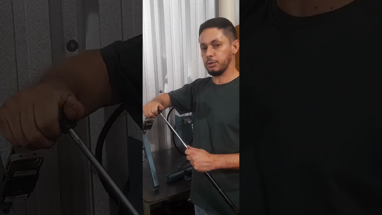 RECUPERANDO AMORTECEDOR DE PORTA MALAS