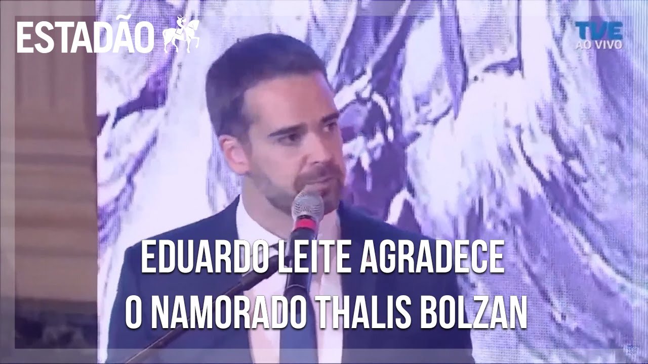 Eduardo Leite agradece o namorado Thalis Bolzan durante discurso de posse