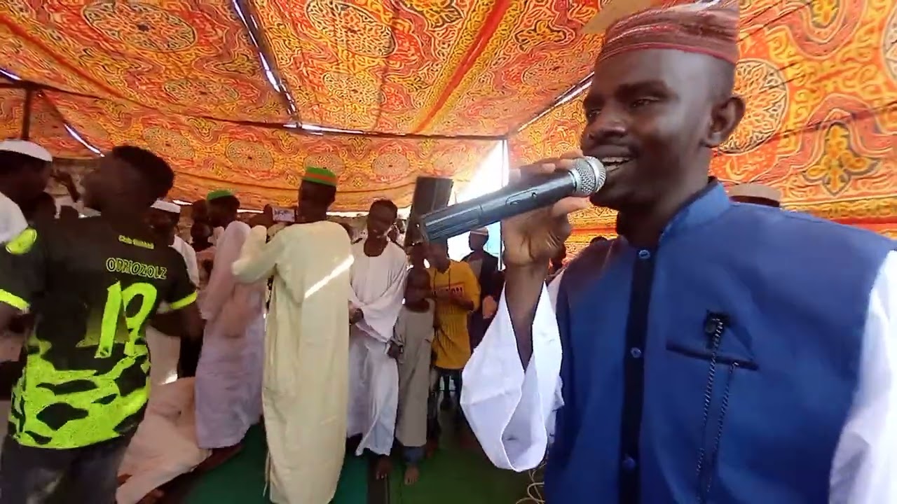 المادح ودمبروكه مدحة بلح المدينه احوال عجيبه وهجيج ومحبه صادقه بمدينة مبروكه عرس حافظ خليل