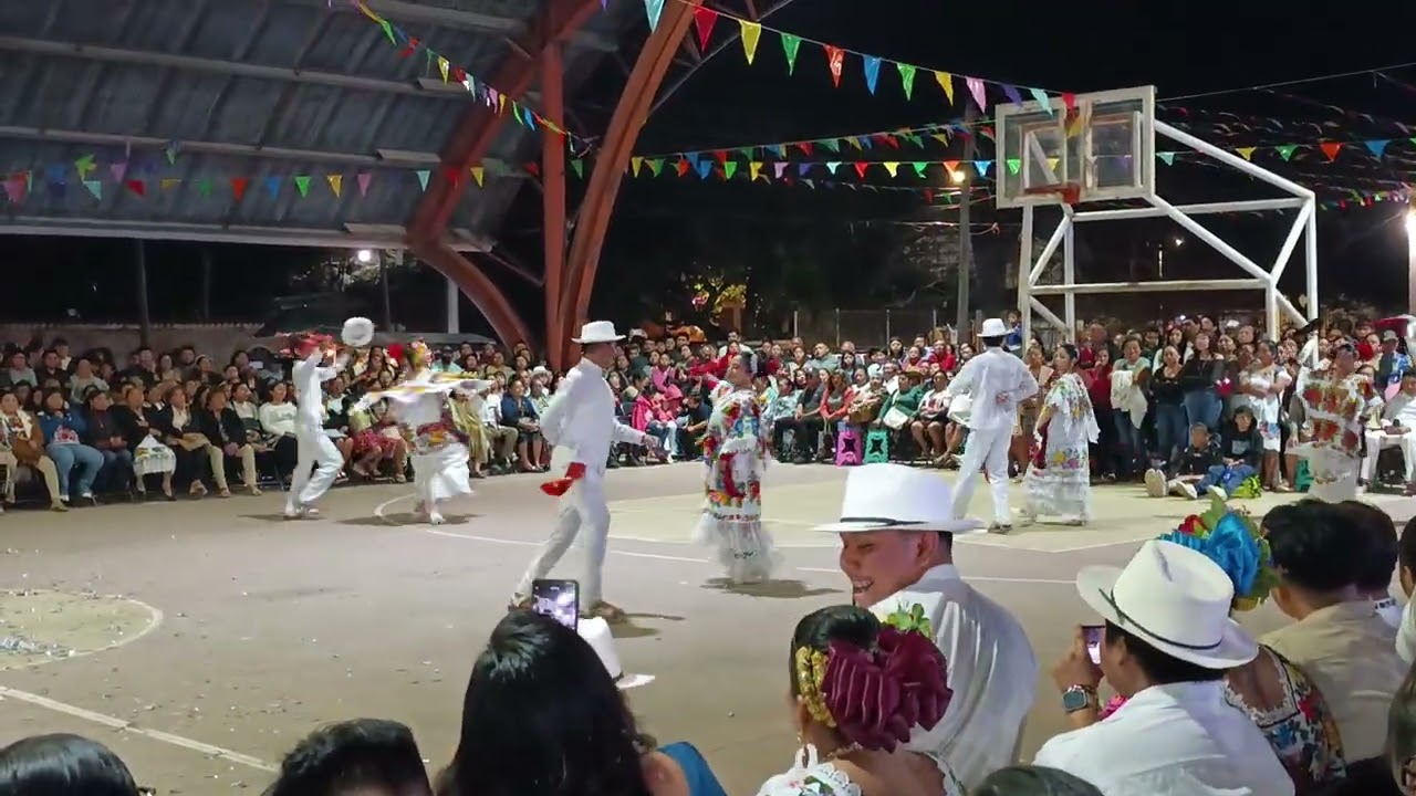 Disfruten la gran final del concurso de jarana en honor a los 3 santos Reyes en FCP 2026