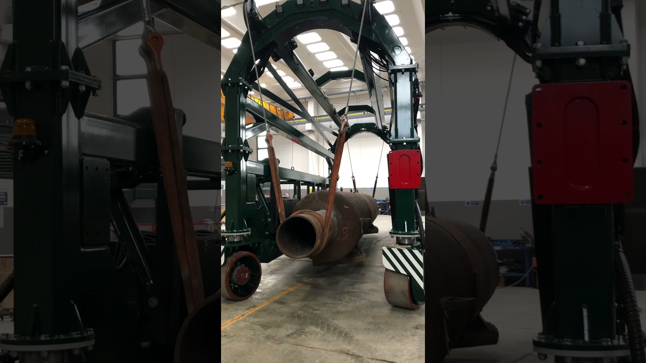 LAURINI PIPELINE | Tunnel goat: 18tons, self-propelled, pipe-handling straddle