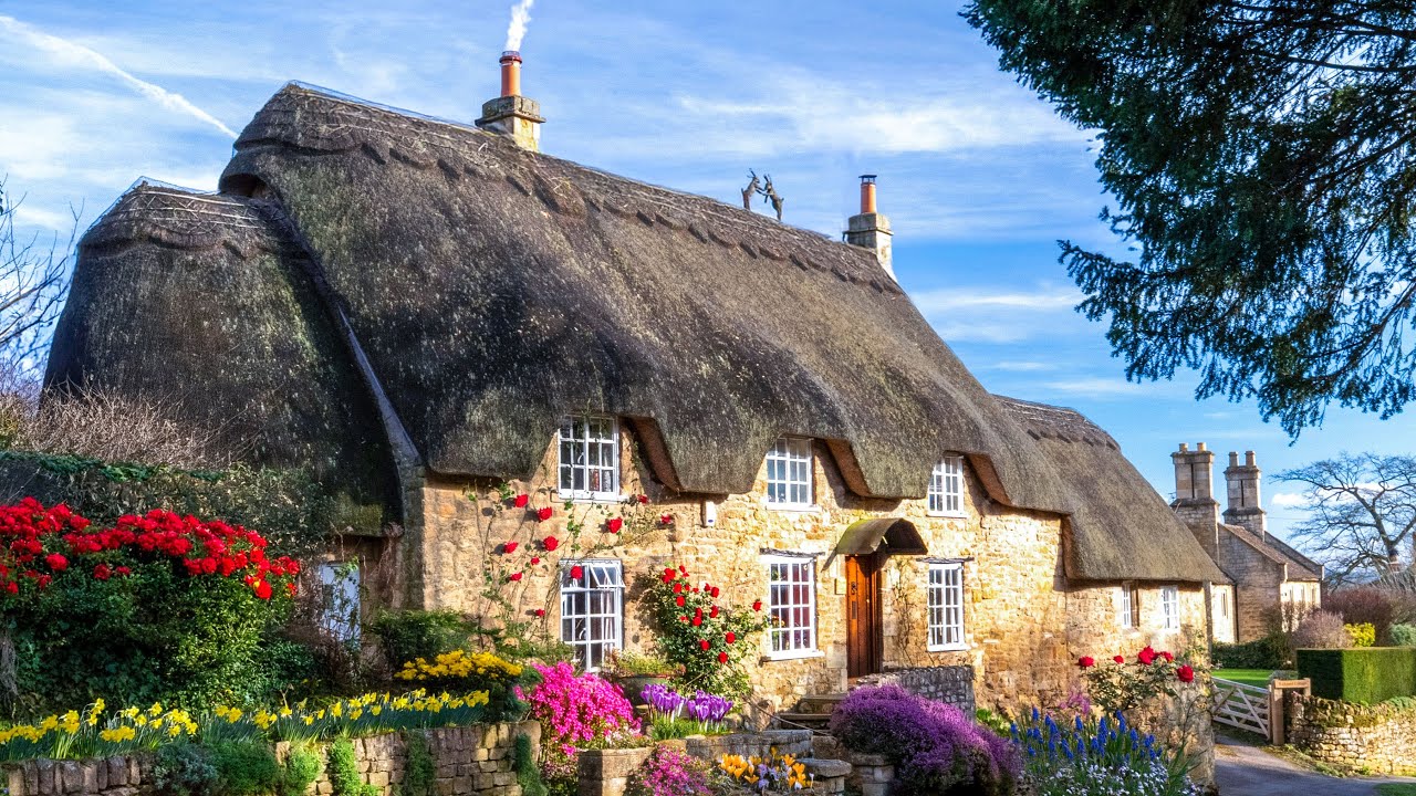 UK Countryside Village in Bloom | Spring  Awakens Cotswolds Villages with WildFlowers