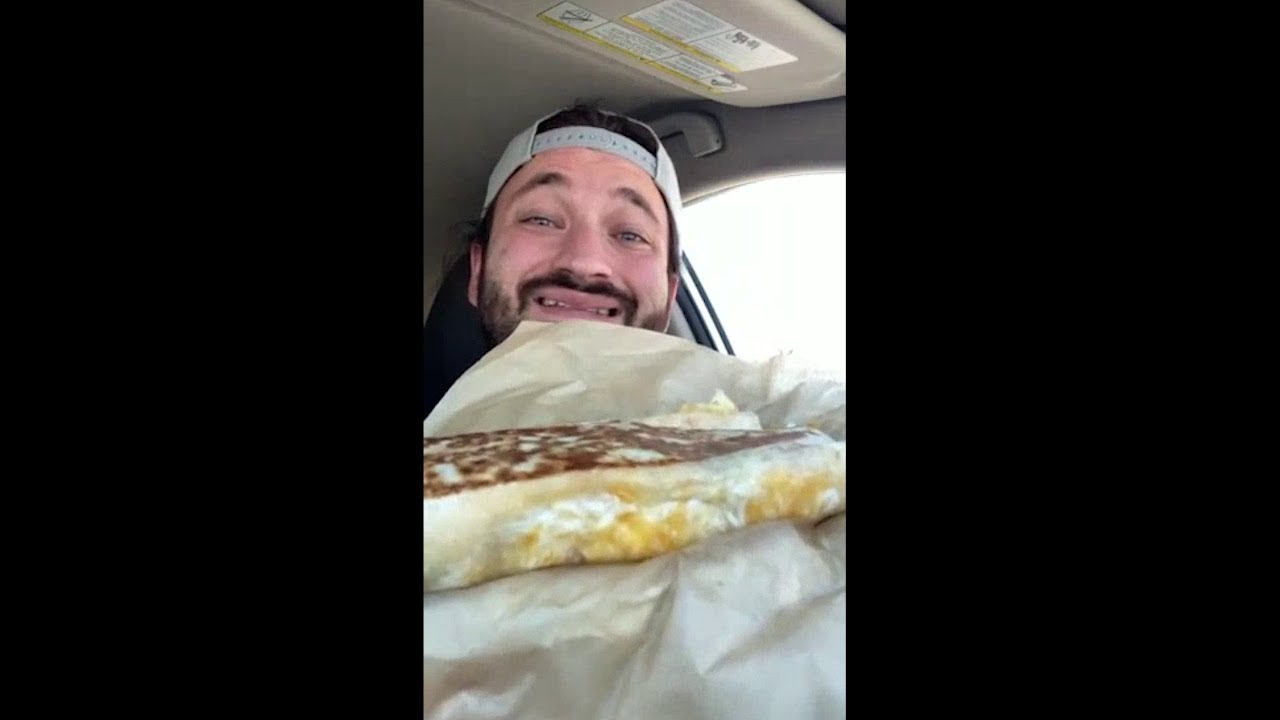 Tom's Food Reviews Ep. 1: Taco Bell Grilled Cheese Burrito Box