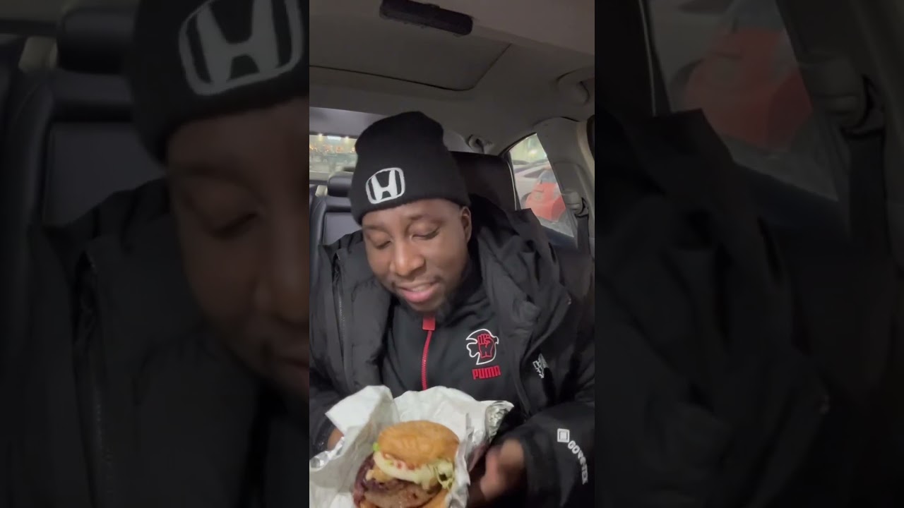 Yawwdmondonny Tries Burger Factory in Vaughan &ndash; Is This the Best Burger Spot?! 🍔🔥