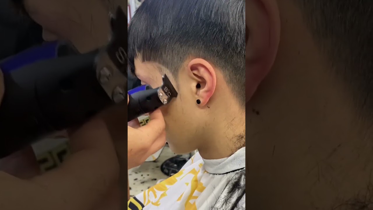 C&oacute;mo hacer patilla en punta s&uacute;per f&aacute;cil  #fade #patilla #hairstyle #look