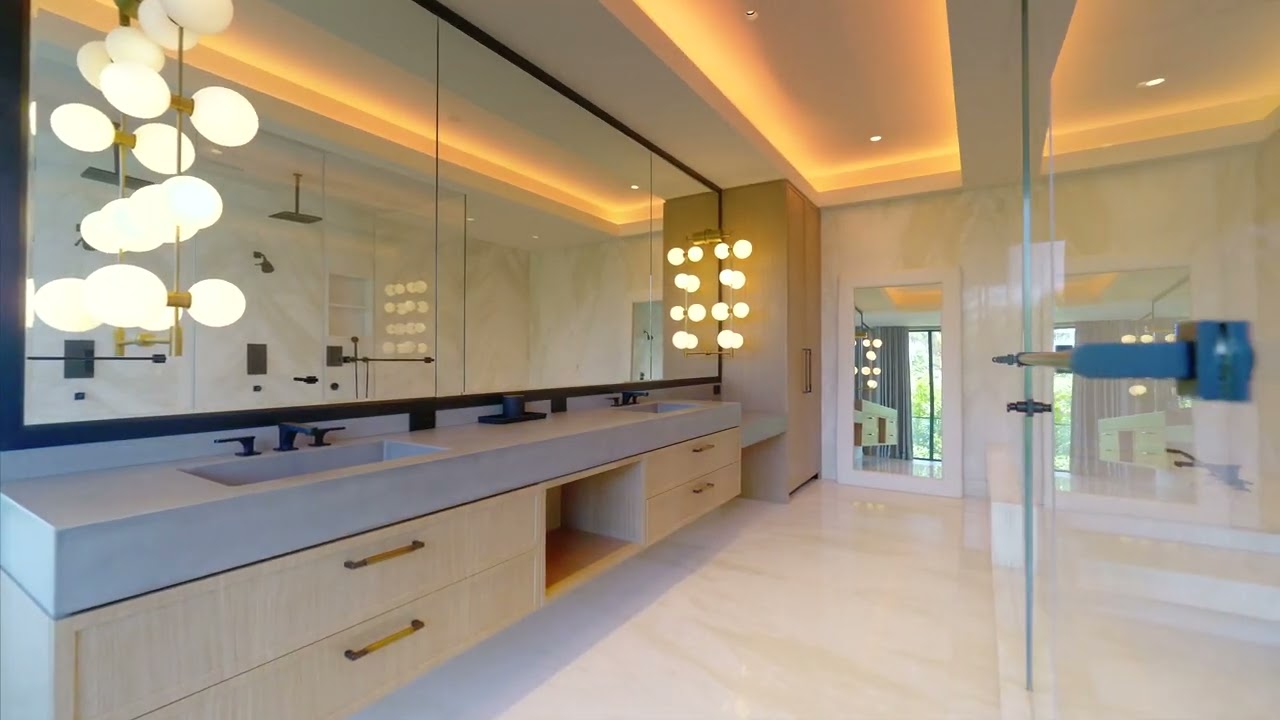 609 E Dilido Dr, Miami Beach, FL 33139