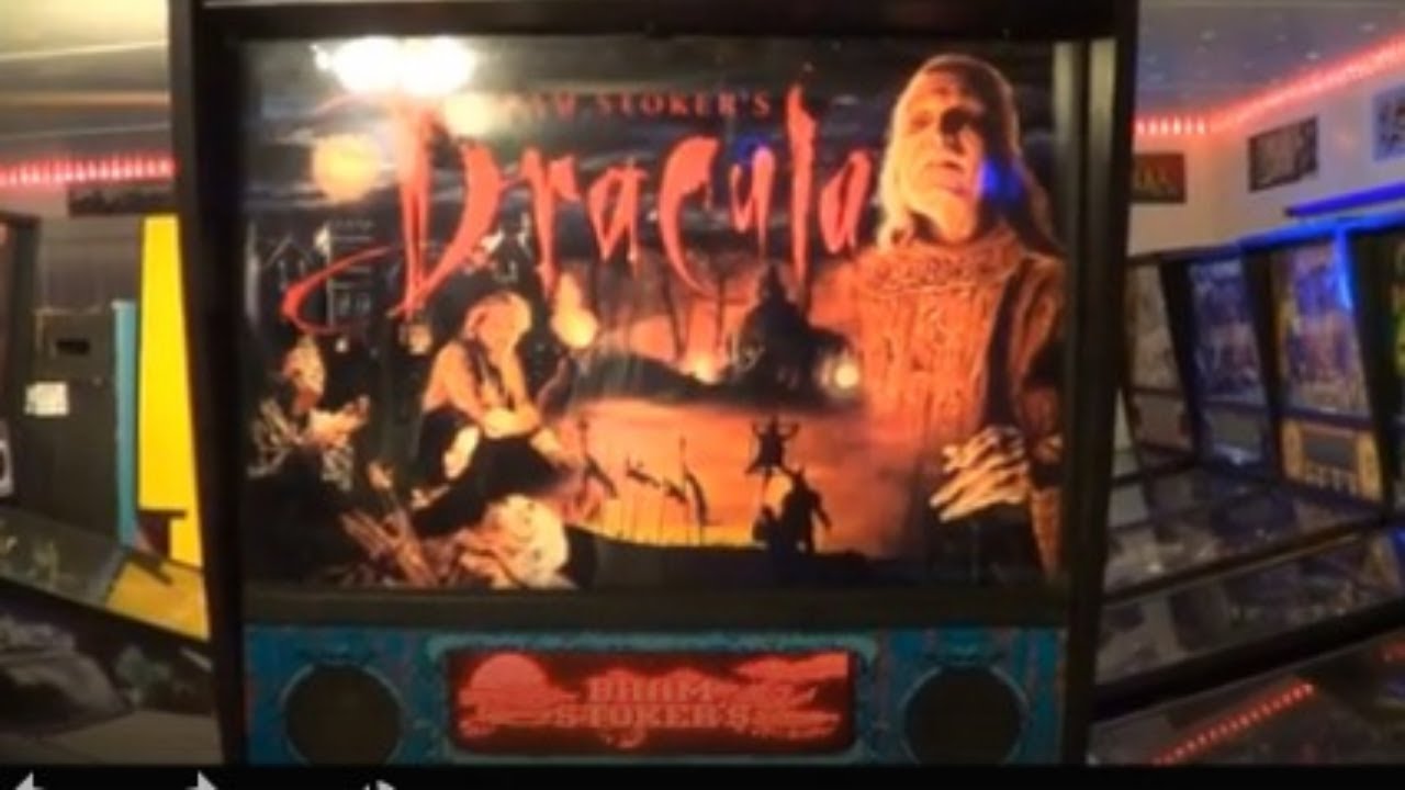 BRAM STOKERS DRACULA PINBALL MACHINE - BY WILLIAMS 1993