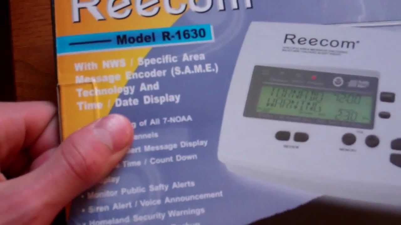 Unboxing of the Reecom R-1630 Weather Radio