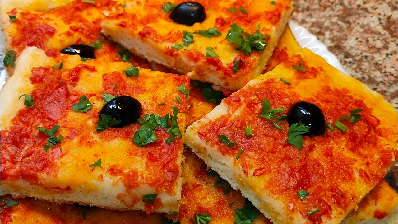 pizza carré 🍕بيتزا كاري تاع زمان الوصفة الأصلية ناجحة 💯 تجي مقرمشة و  البنة واش نقلكم تستاهل التجربة