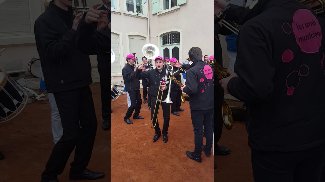 Maman veux pas Les amis musiciens du Val de Reins