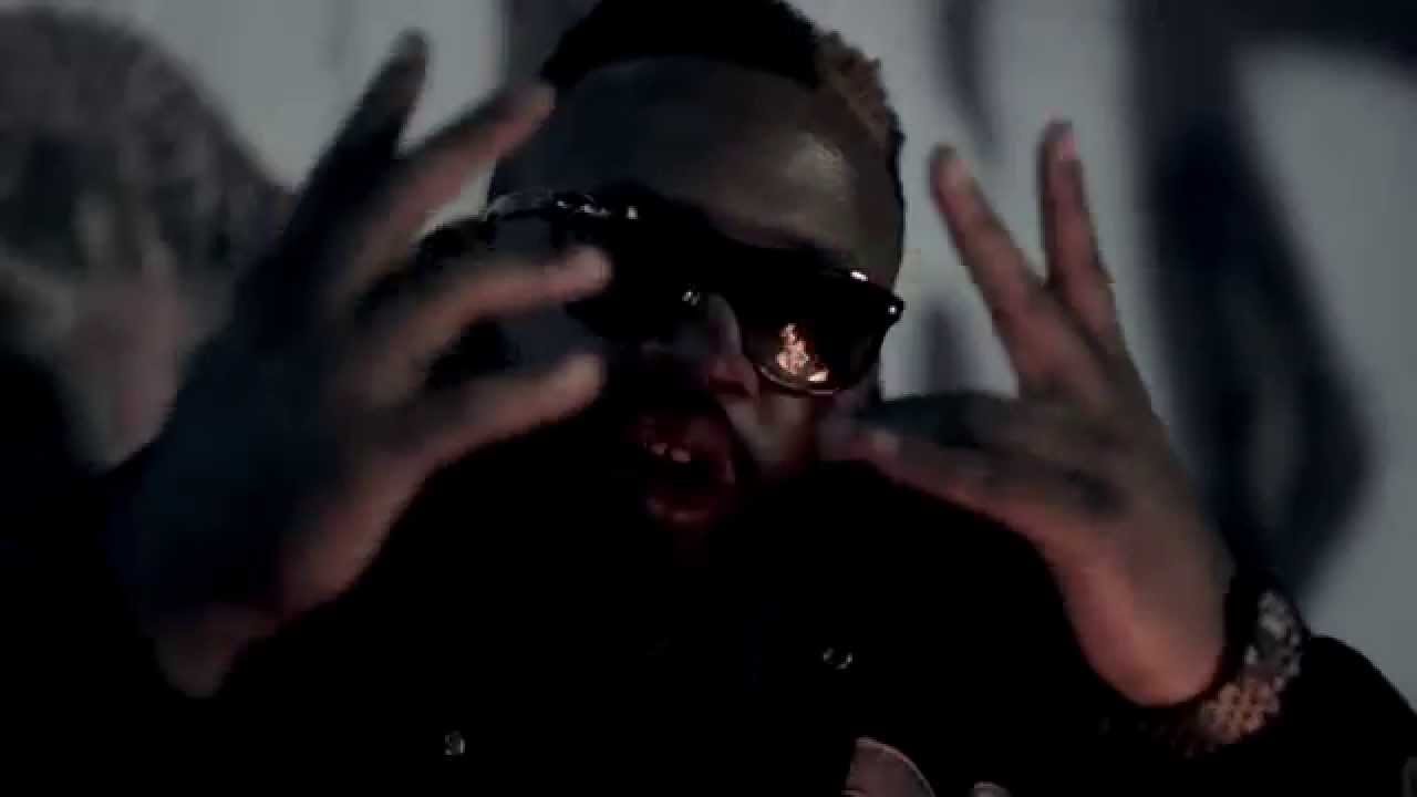 Quilly – Strange Land Ft. City Rominiecki (Official Video)
