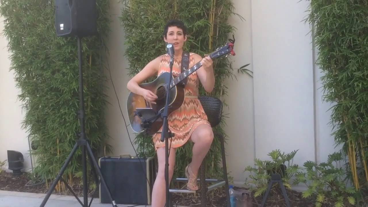 Lauren Carder covers Teenage Dirtbag.