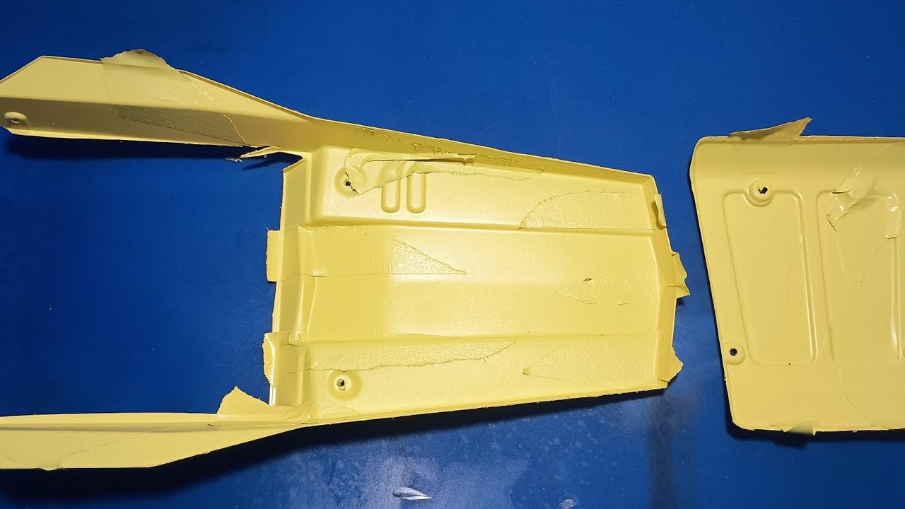 Part n°2 of the Wild One build. The paint job of rims and body.