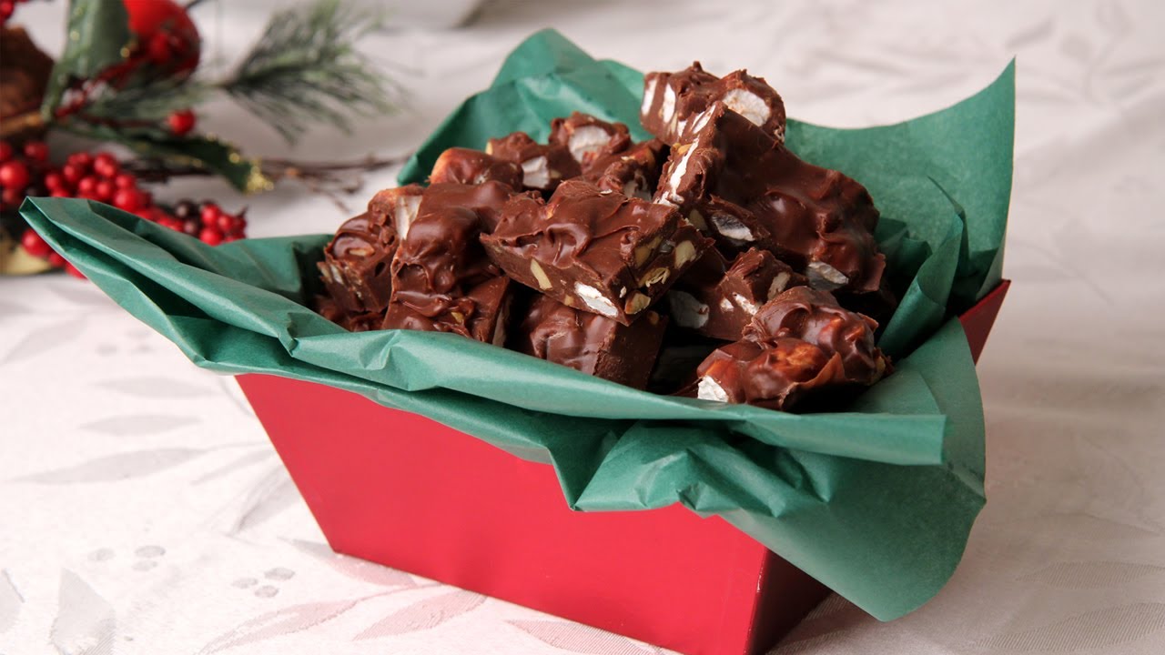 Homemade Fudge Recipe - Laura Vitale - Laura in the Kitchen Episode 259