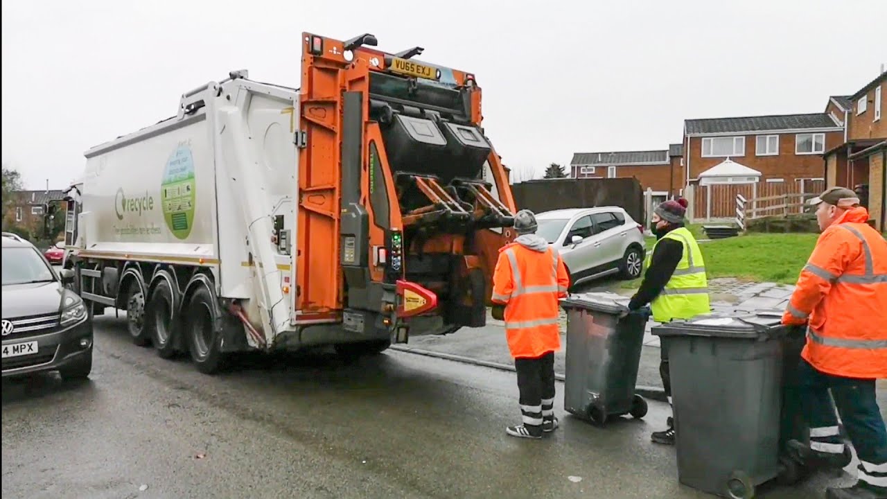 NEDDC Dennis Elite 6 Bin lorries on General Waste