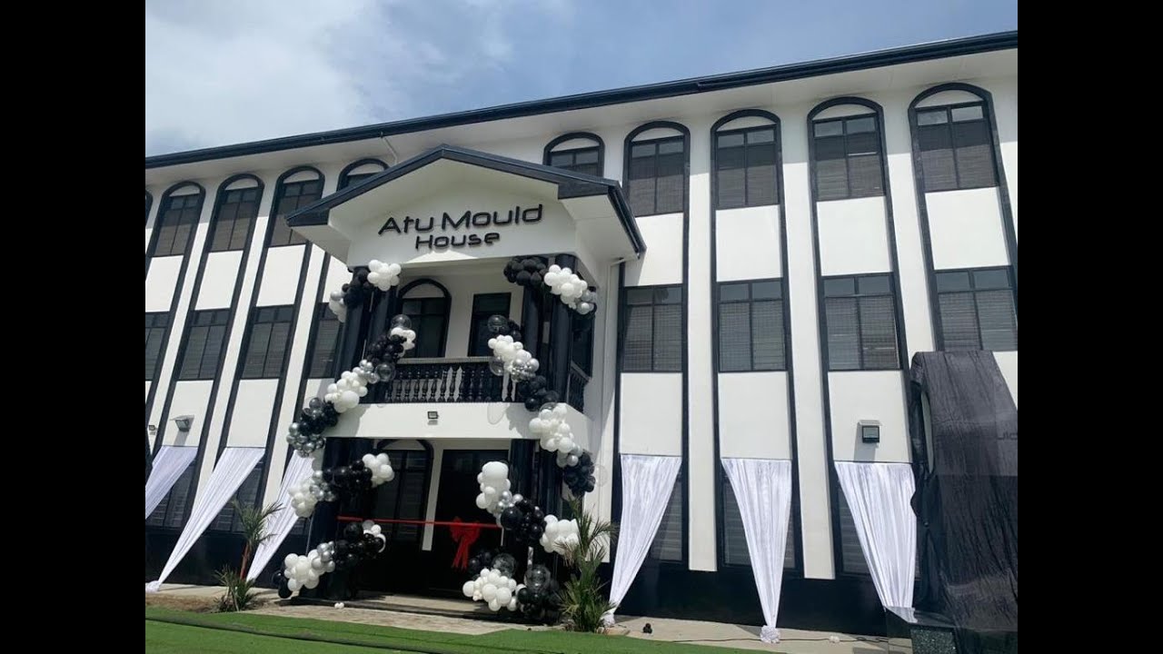 Family of Atu Mould sell his luxury cars to build dormitory block for his alma mater