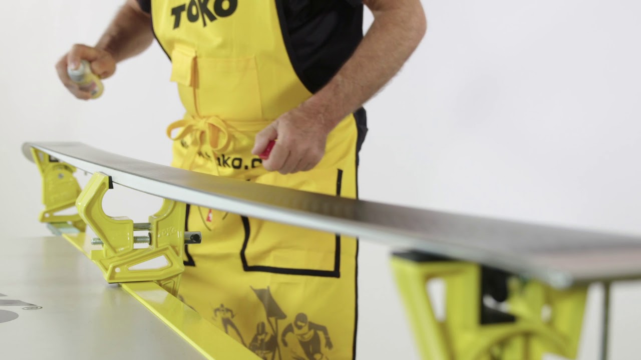 Toko High Performance Liquid Paraffin Alpin Snowboard EN v02
