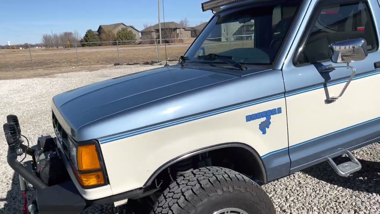 1989 Bronco 2 Upgrades and a short tour of the Parts Shop and future projects.