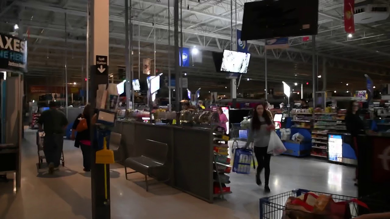 Walmart power out Oskaloosa IOWA