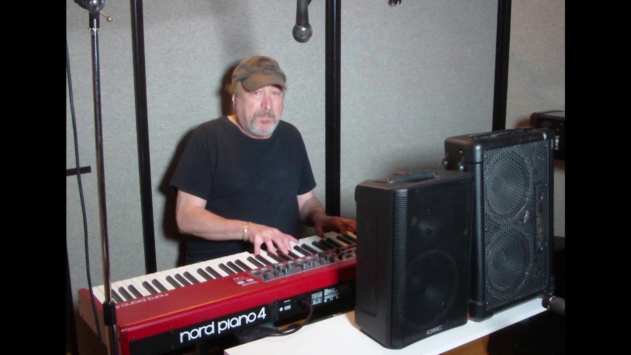 QSC CP8 vs Roland Cube Street EX - Suprise Ending!!