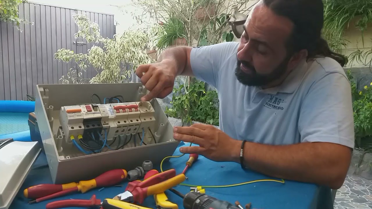 Como hacer un cuadro eléctrico para una bomba de piscina  Paso 2