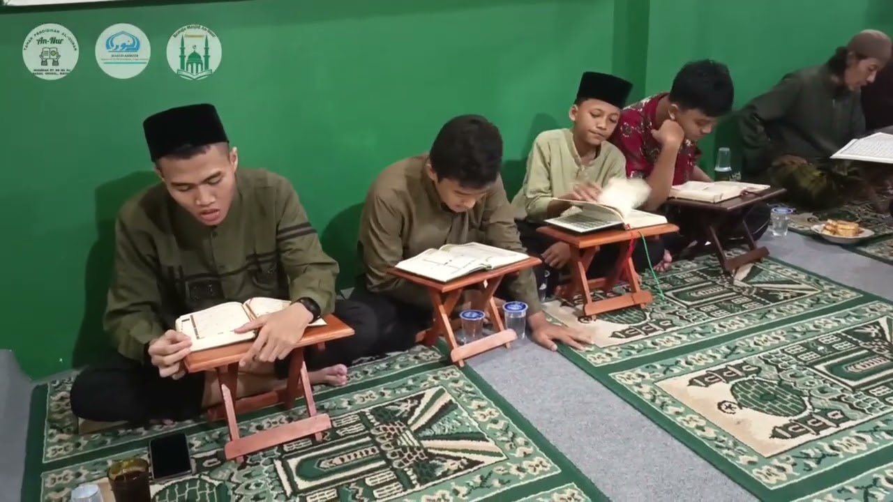 KHATAMAN AL QUR'AN SETIAP RAMADHAN 