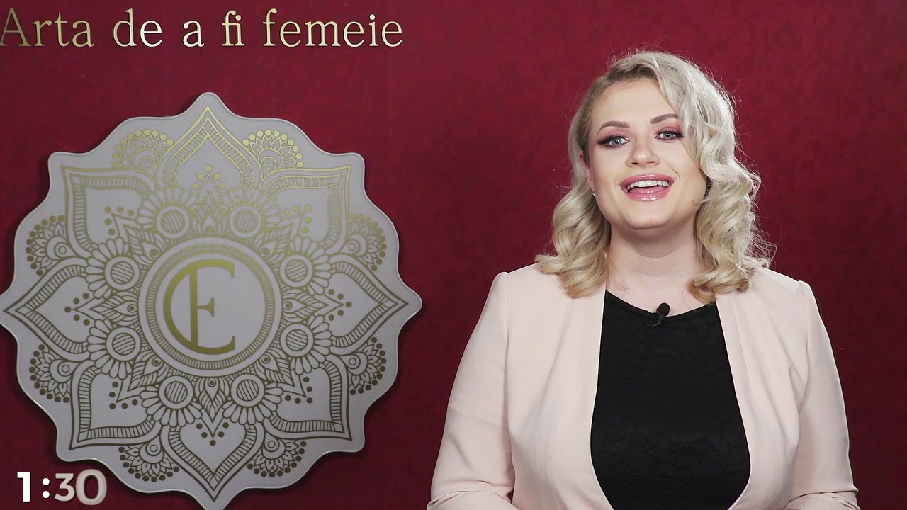 3 minute de feminitate by Elena Cucicovschi - Femeia-Regină