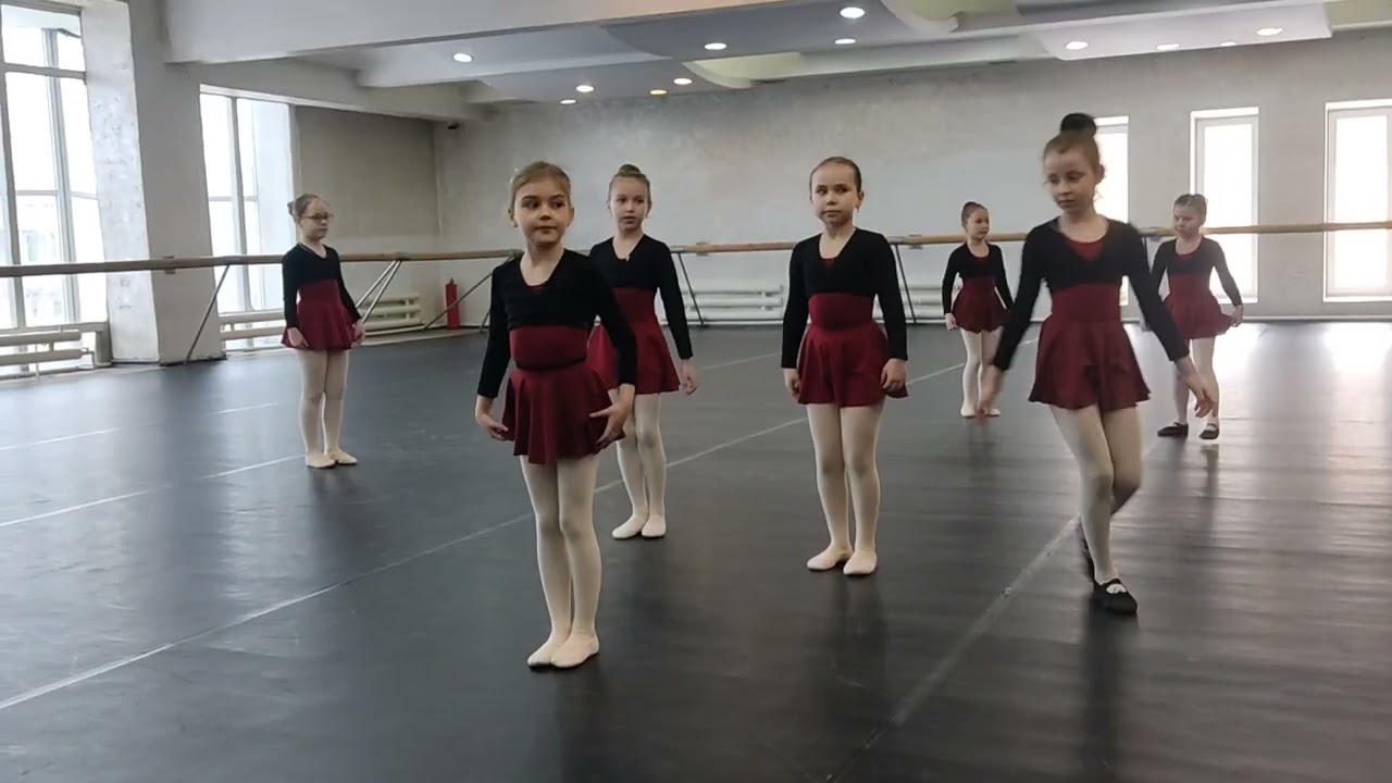 Репетиция танца колокольчик